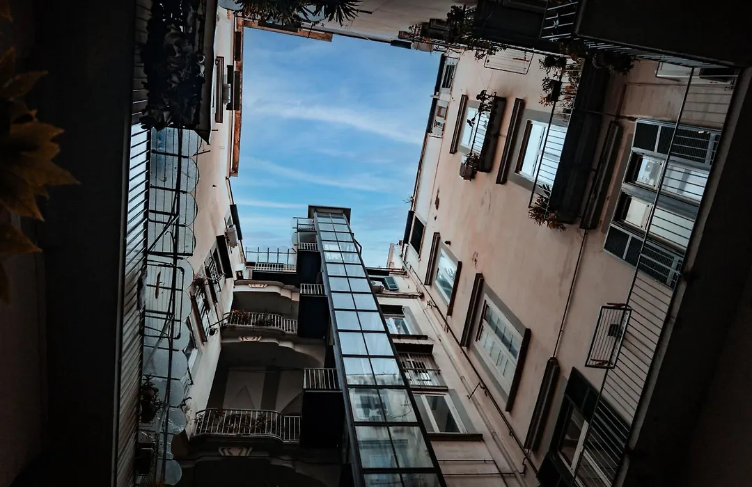 Napoli Oltre Rooms-1