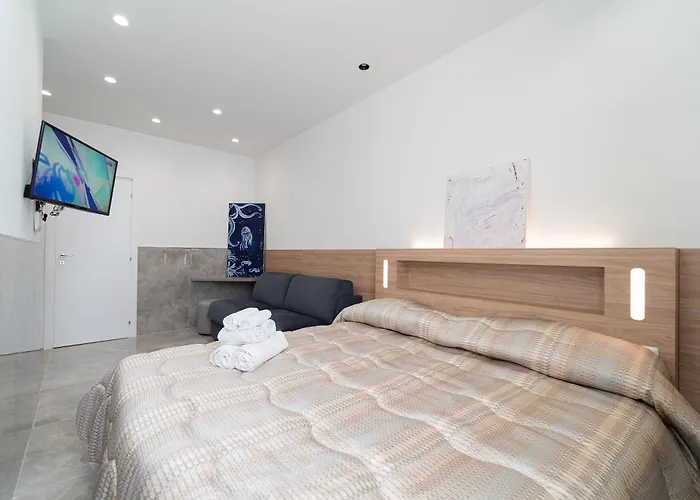 Hotel Toledo H, Naples Historical Center, By Clapa Group